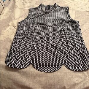 Kinona Navy & White Geometric Scallop-Hem Sleeveless Top